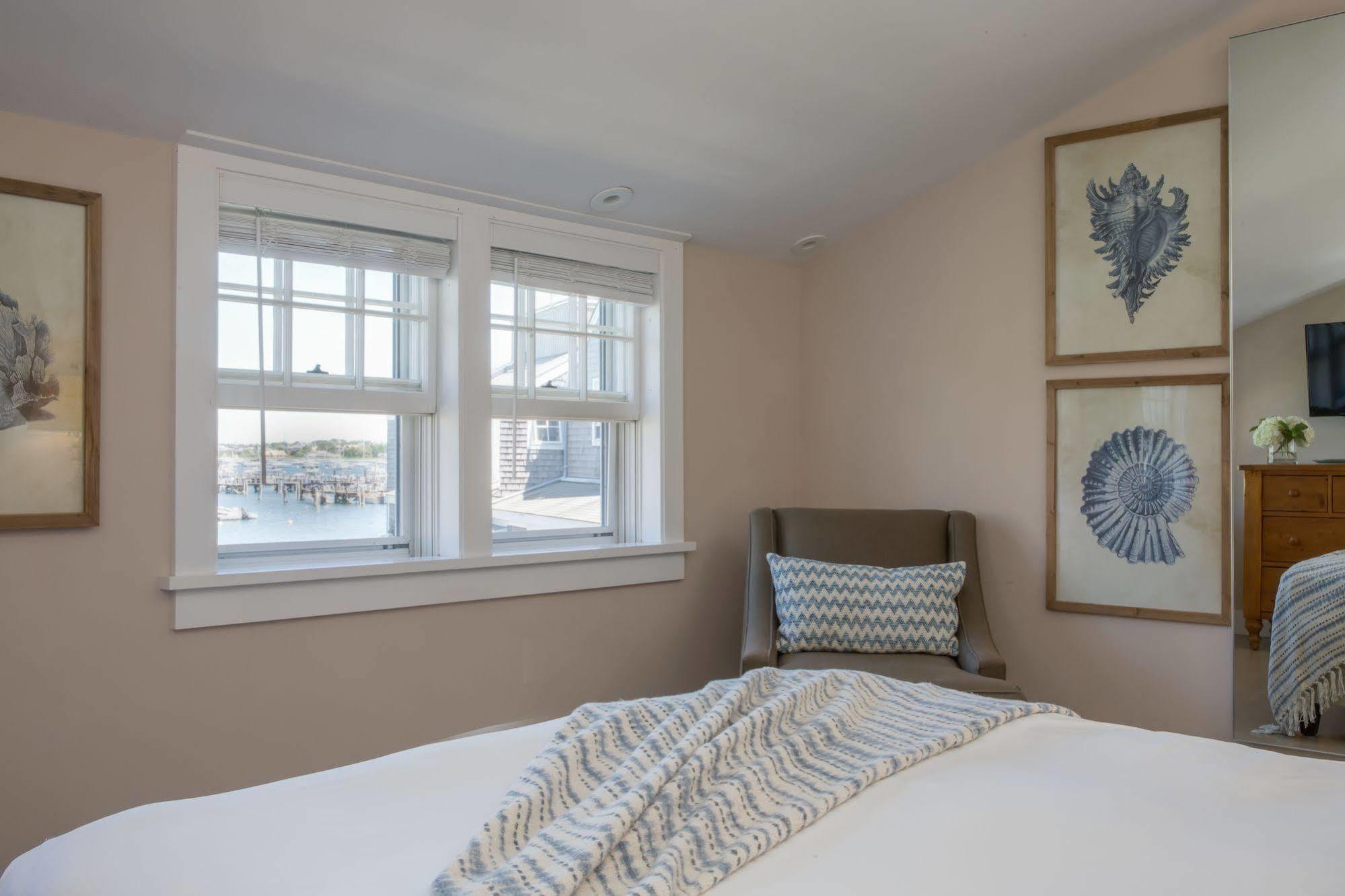 Harborview Nantucket Hotel Exterior photo